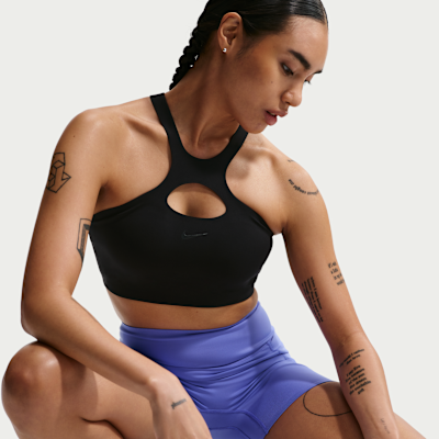 Nike Universa Orta Destekli Pedli Kadın Spor Sütyeni görsel 3