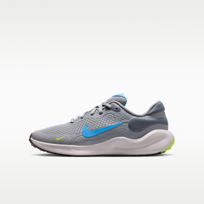 Nike Revolution 7 Big Kids' Road Running Shoes