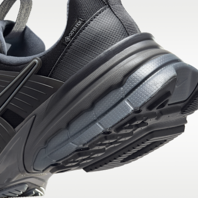 Nike V2K Run GORE-TEX 女款防水鞋