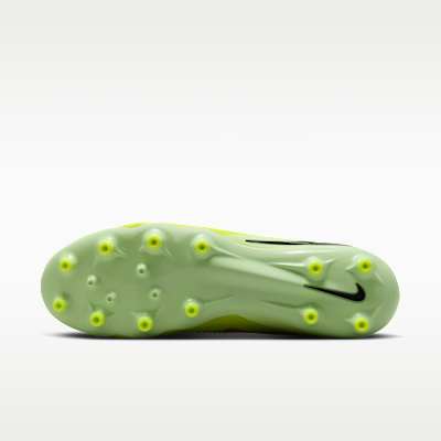 Nike Phantom 6 Low Pro Artificial-Grass Football Boot