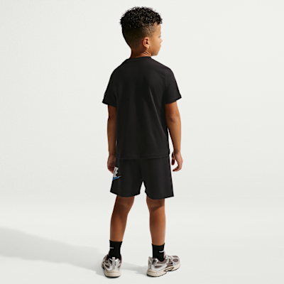 Playera con gráfico para niños talla pequeña Nike In The Zone