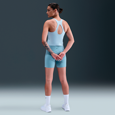 Nike Universa Orta Destekli Pedli Kadın Spor Sütyenli Atlet görsel 5