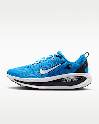Unisex кроссовки Nike Vomero 18 (Carolina Panthers) NFL Road для бега