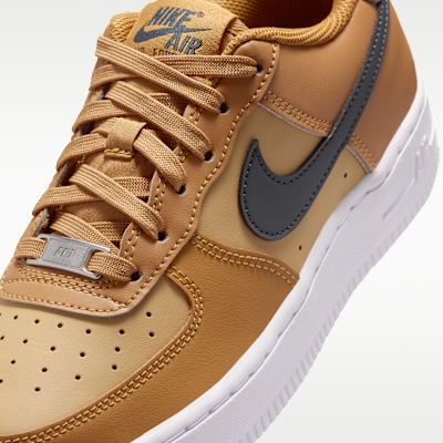Nike Air Force 1 Older Kids' Shoes