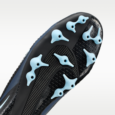 Tacos de fútbol para pasto artificial Nike Phantom 6 Low Academy