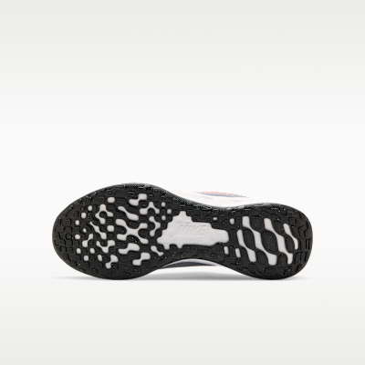 Nike Revolution 6 Older Kids' Road Running Shoes
