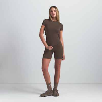 T-shirt rembourré NikeSKIMS Matte pour femme