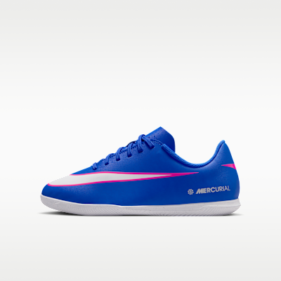 Nike Jr. Mercurial Vapor 16 Club - Little/Big Kids' Indoor/Court Low-Top Soccer Shoes