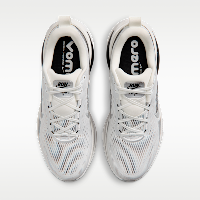 Nike Vomero 18 Erkek Yol Koşu Ayakkabısı görsel 4