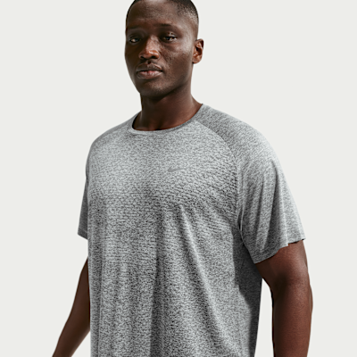 Nike Stride Dri-FIT ADV Kısa Kollu Erkek Koşu Üstü görsel 6