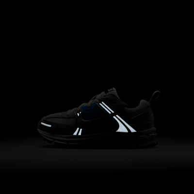 나이키 보메로 5 반사 디자인 액센트 리틀키즈 신발