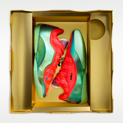 LeBron XXIII "Stocking Stuffer" Basketballschuh