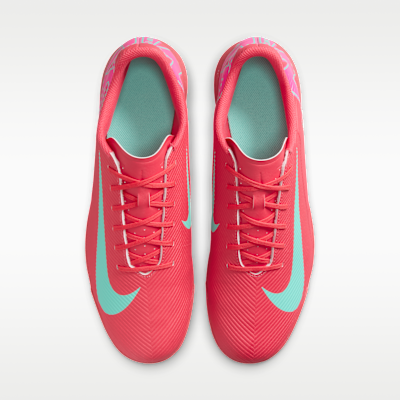 Nike Mercurial Vapor 16 Club Turf Low-Top Football Shoes