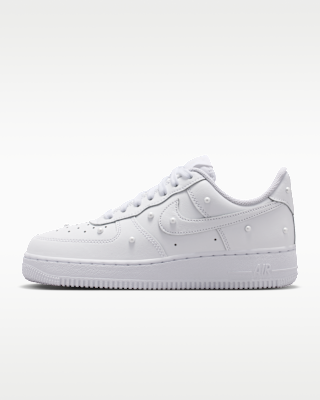 Jordan Force 5 Nike Air Force 1 '07 SE Women's Shoes. Nike SG