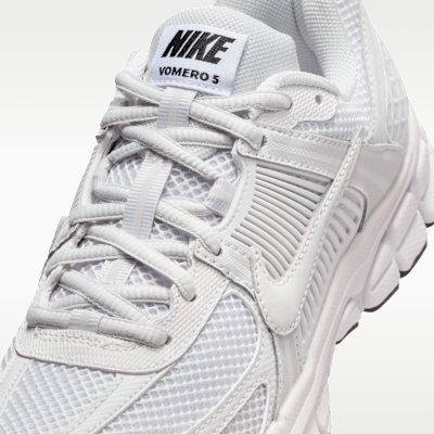 Nike Vomero 5 大童反光裝飾鞋款