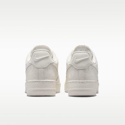 Nike Air Force 1 '07 Kadın Ayakkabısı görsel 6