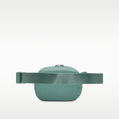 나이키 아우라 크로스바디 백(2L)