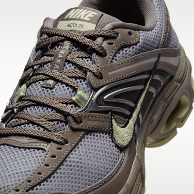 Nike Air Max Moto 2K Women's Shoes with Reflective Accents