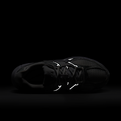Nike V5 RNR Women's Shoes with Reflective Accents