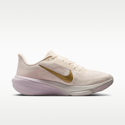 Nike Pegasus 42 Kadın Yol Koşusu Ayakkabısı görsel 3