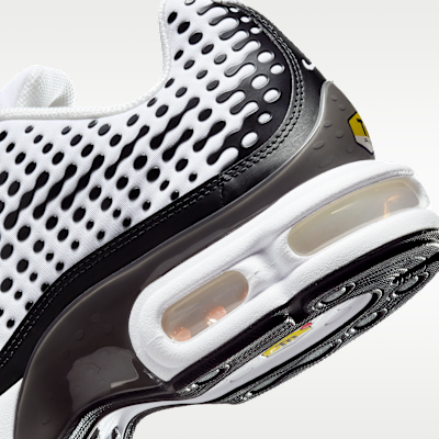 รองเท้าผู้ชาย Nike Air Max Plus VII