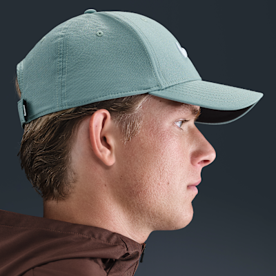 Nike Dri-FIT Club Structured Swoosh Cap