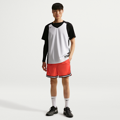 Nike DNA กางเกงบาสเก็ตบอลขาสั้น 6 นิ้ว Dri-FIT ผู้ชาย