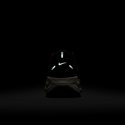 Nike Vomero 18 Men's Road Running Shoes (Extra Wide)