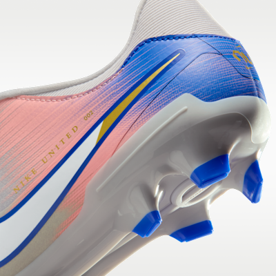 Tacos de fútbol para terrenos múltiples de corte low Nike United Tiempo Legend 10 Academy