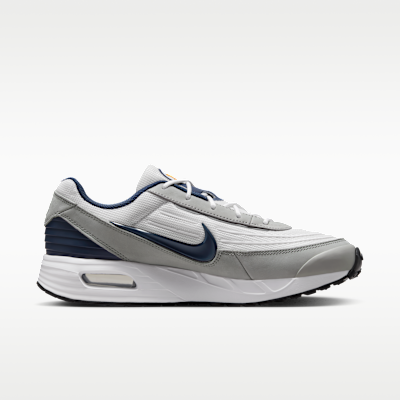 Tenis para hombre Nike College Air Max Verse (Michigan)