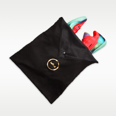 LeBron XXIII "Stocking Stuffer" Basketballschuh