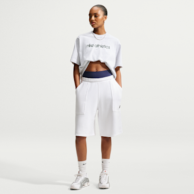 Nike Sportswear Essentials Kadın Tişörtü görsel 4