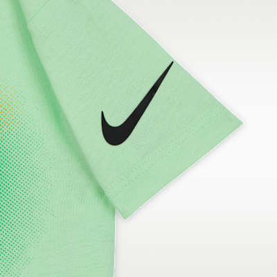 Conjunto com calções Nike Hazy Rays para bebé (12-24 meses)