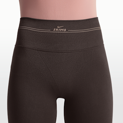 NikeSKIMS Ribbed Seamless Women's High-Waisted 26" Leggings