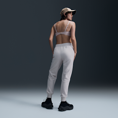 Nike Alate Minimalist Hafif Destekli Pedli Dönüştürülebilir Kadın Spor Sütyeni görsel 5