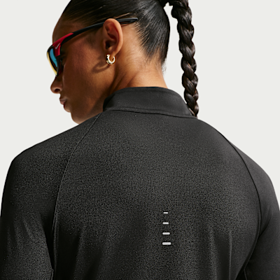 Nike Swift Dri-FIT UV Çeyrek Fermuarlı Kadın Koşu Üstü görsel 2