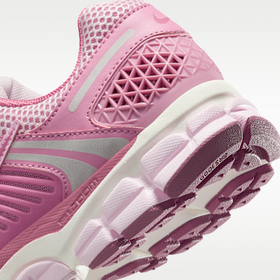 Nike Zoom Vomero 5 女鞋 (具反光裝飾)