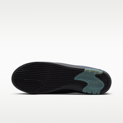 Nike Air Max Ishod Kaykay Ayakkabısı görsel 2