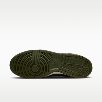 ナイキ ダンク LOW メンズシューズ