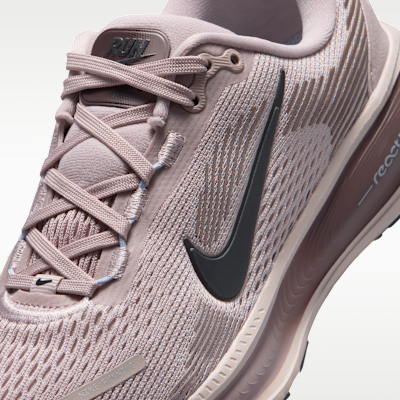 Nike Vomero 18 Older Kids' Road Running Shoes