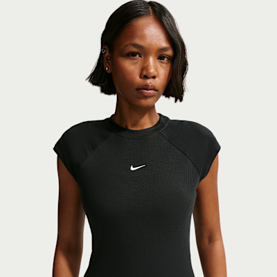 Женские брюки Nike Sportswear Chill Knit Women's Tight Short-Sleeve Ribbed Top