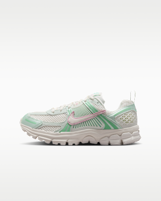 Детские кроссовки Nike Vomero 5 Big Kids' with Reflective Accents