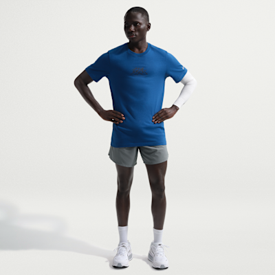 Nike Stride Dri-FIT 18 cm Slip Astarlı Erkek Koşu Şortu