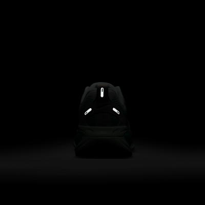 Nike Vomero 18 Women's Road Running Shoes