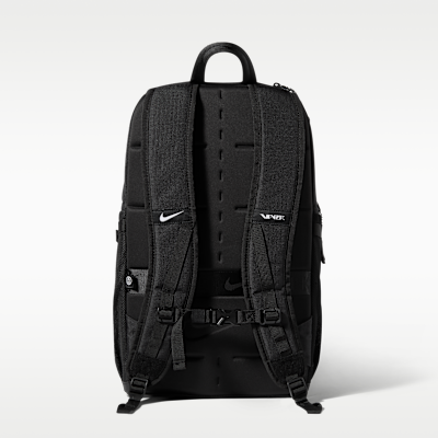 cal bears nike vapor power backpack 2.0 Training It features a zippered closure along with graphics on the front Nike Vapor Football Backpack 32L.