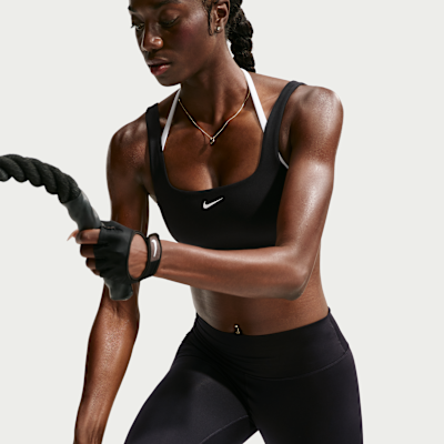 Nike One Hafif Destekli Kadın Spor Sütyeni görsel 3