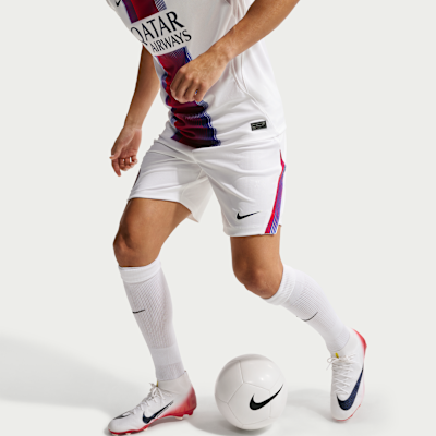 Nike Paris Saint-Germain 2026/27 Stadyum Deplasman Nike Dri-FIT Erkek Futbol Taraftar Şortu görsel 4