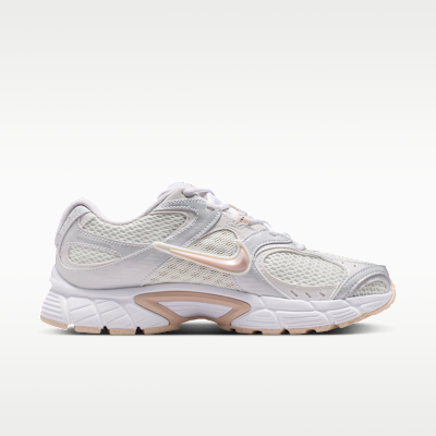 Nike V5 RNR Women's Shoes with Reflective Design Accents