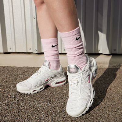 Nike Air Max Plus Kadın Ayakkabısı