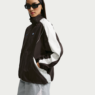 Nike Sportswear Dokuma Kadın Ceketi görsel 3